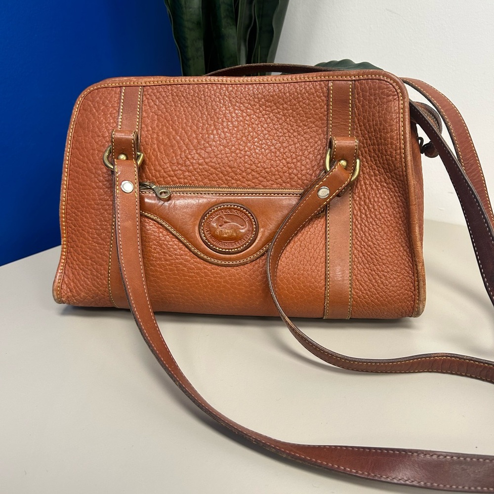 Dooney And Bourke AWL Leather Shoulder Bag Tote Purse Vintage USA Whiskey Brown